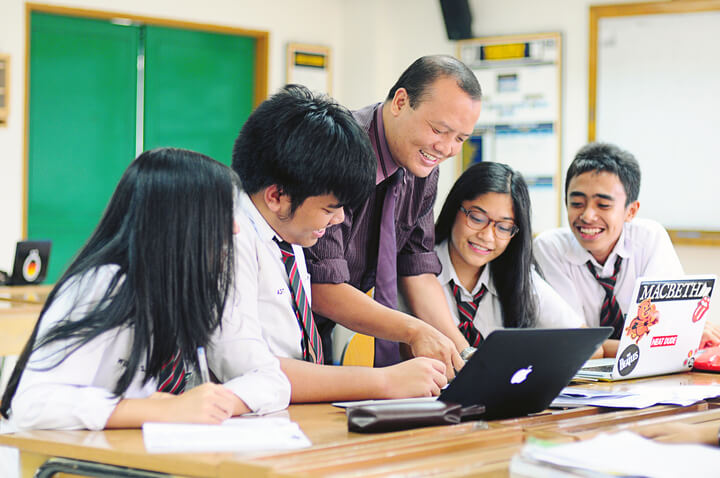 Metode Pembelajaran Interaktif Membantu Mahasiswa Kesehatan Memahami Praktik Klinis Lebih Baik